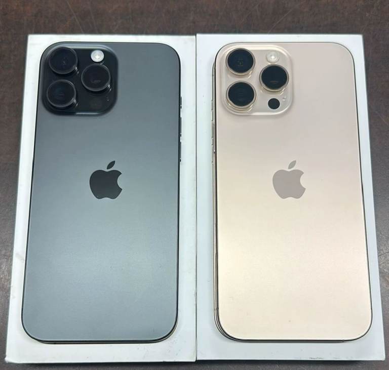 iPhone 16 pro max  256gb like new £630 unlocked with Apple warranty