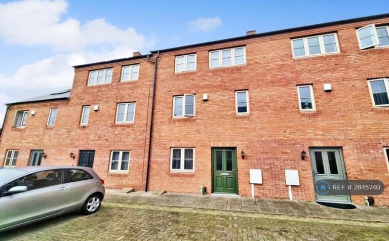 5 bedroom house in Kilby Mews, Coventry, CV1 (5 bed) (#2845740)