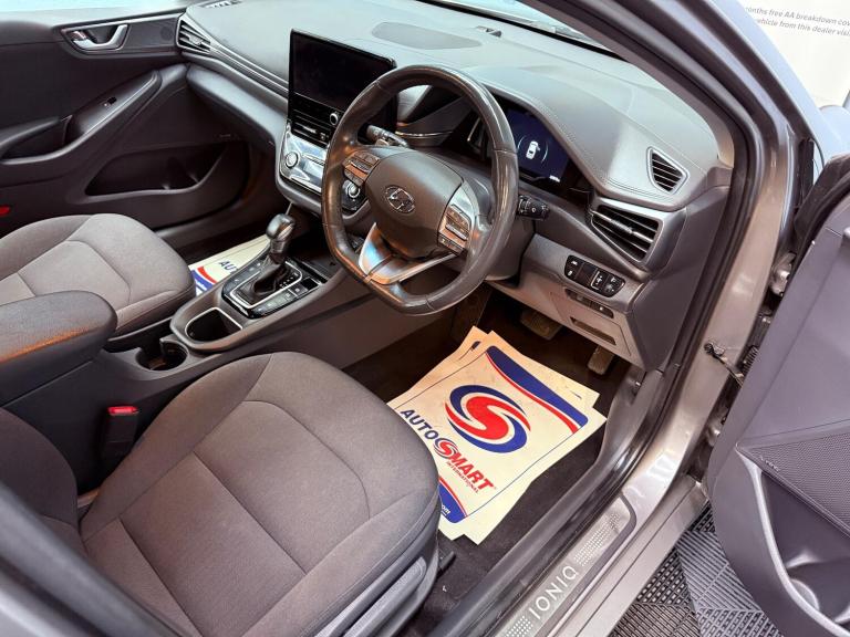 2019 Hyundai IONIQ 1.6 h-GDi 1st Edition DCT Euro 6 (s/s) 5dr HATCHBACK Petrol/Electric Hybrid Au...