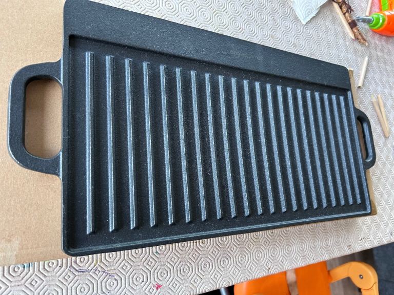 Brand New Cast Iron Griddle Pan