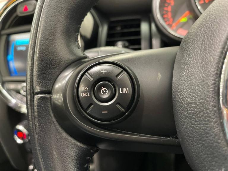 2018 MINI Convertible 1.5 Cooper Convertible 2dr Petrol Steptronic Euro 6 (s/s) (136 ps) Converti...