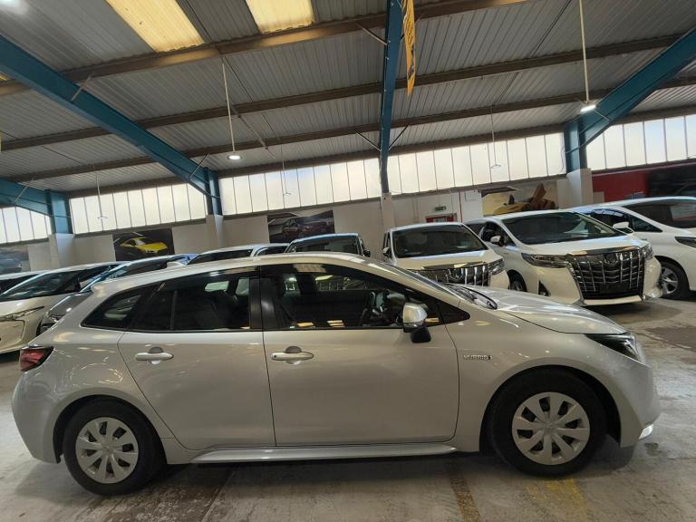 2020 Toyota Corolla 1 790 CC TOYOTA COROLLA TOURING Hybrid