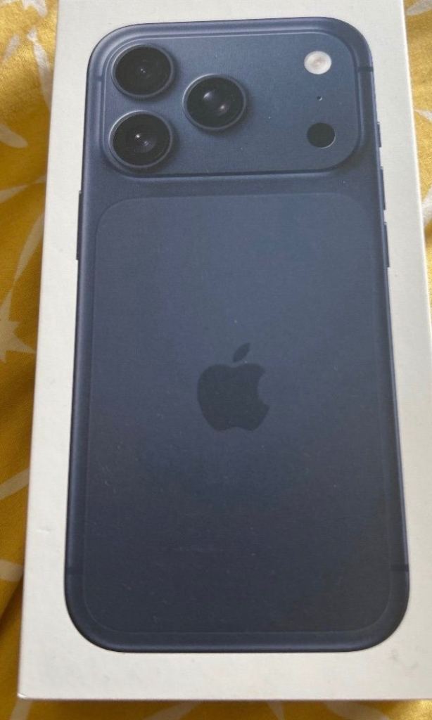 Phone 17 pro 