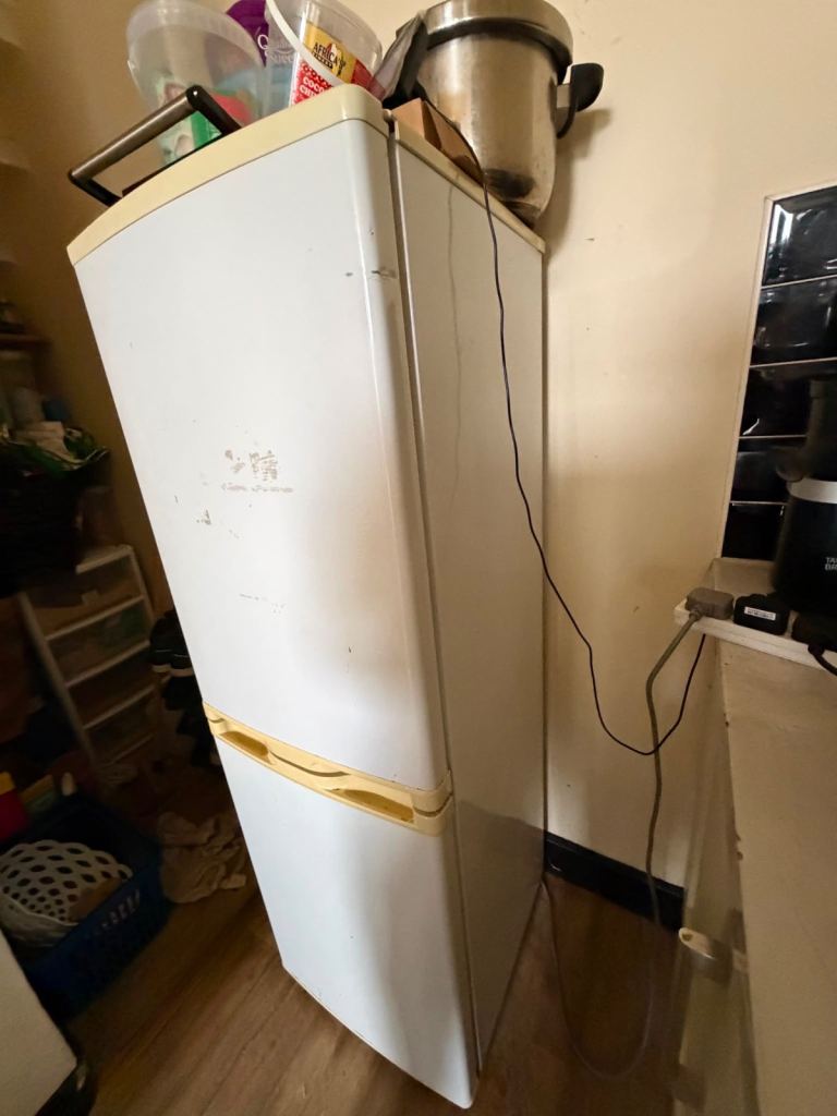 Very good condition) works like new)