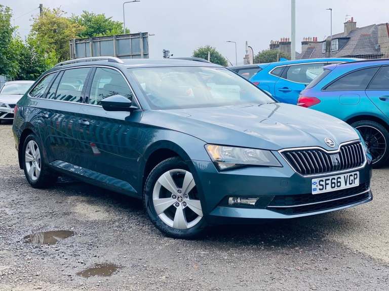 Skoda Superb 2.0 Tdi Se Estate 4WD 4X4 ULEZ 1 OWNER FSH 12 STAMPS