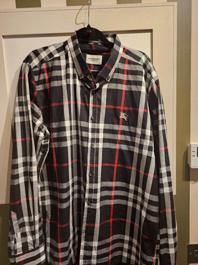 Burberry shirt 