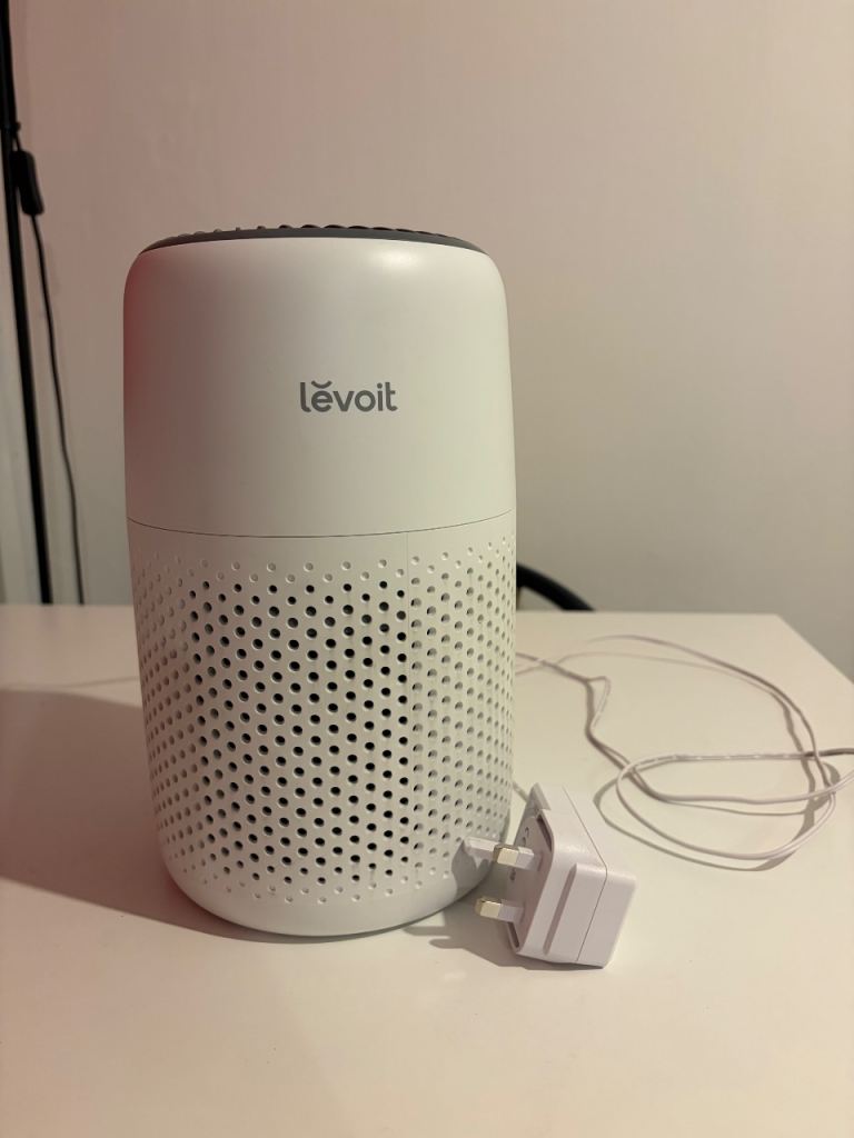 Levoit Core 300S Air Purifier in White with UK Plug