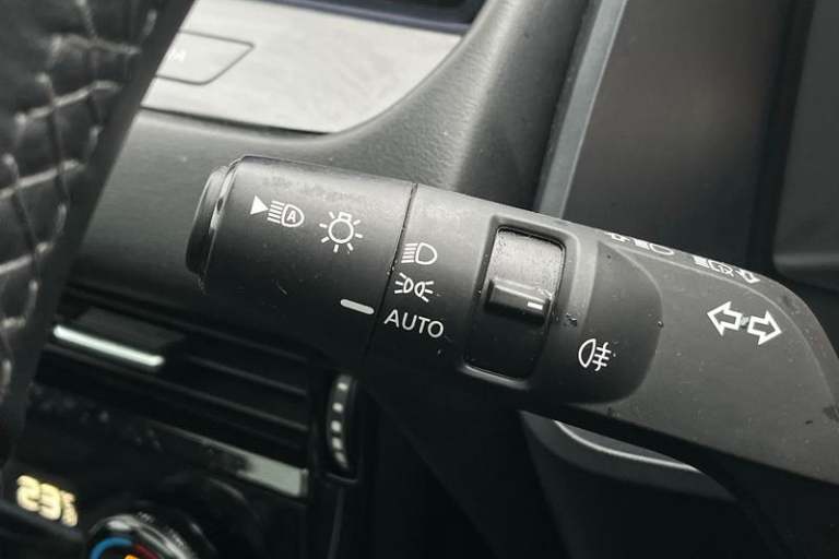 2023 Nissan Qashqai 1.3 DiG-T MH 158 N-Connecta 5dr Xtronic Semi-Auto Hatchback Petrol Manual