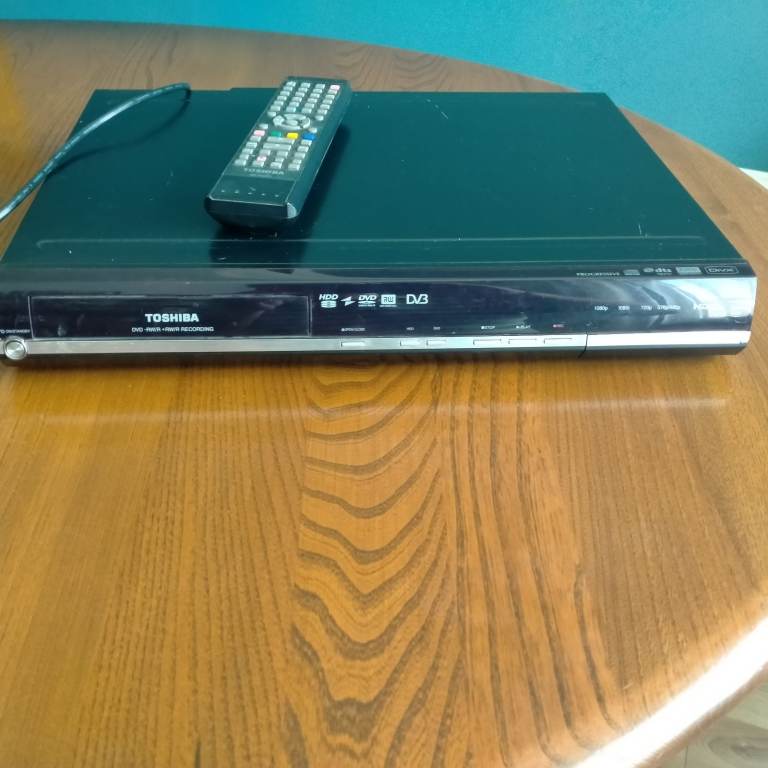 Toshiba RD-97DT-K-TB HDD and DVD video recorder