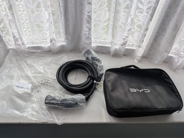 BYD Mode 3 Charger Connect Device Brand New With Tags And Bag 