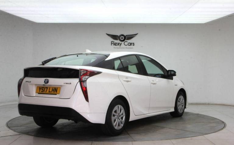 TOYOTA PRIUS 1.8 VVT-h Business Edition CVT Euro 6 (s/s) 5dr 2017