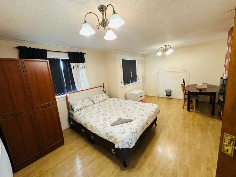 Rooms for rent in Edinburghh