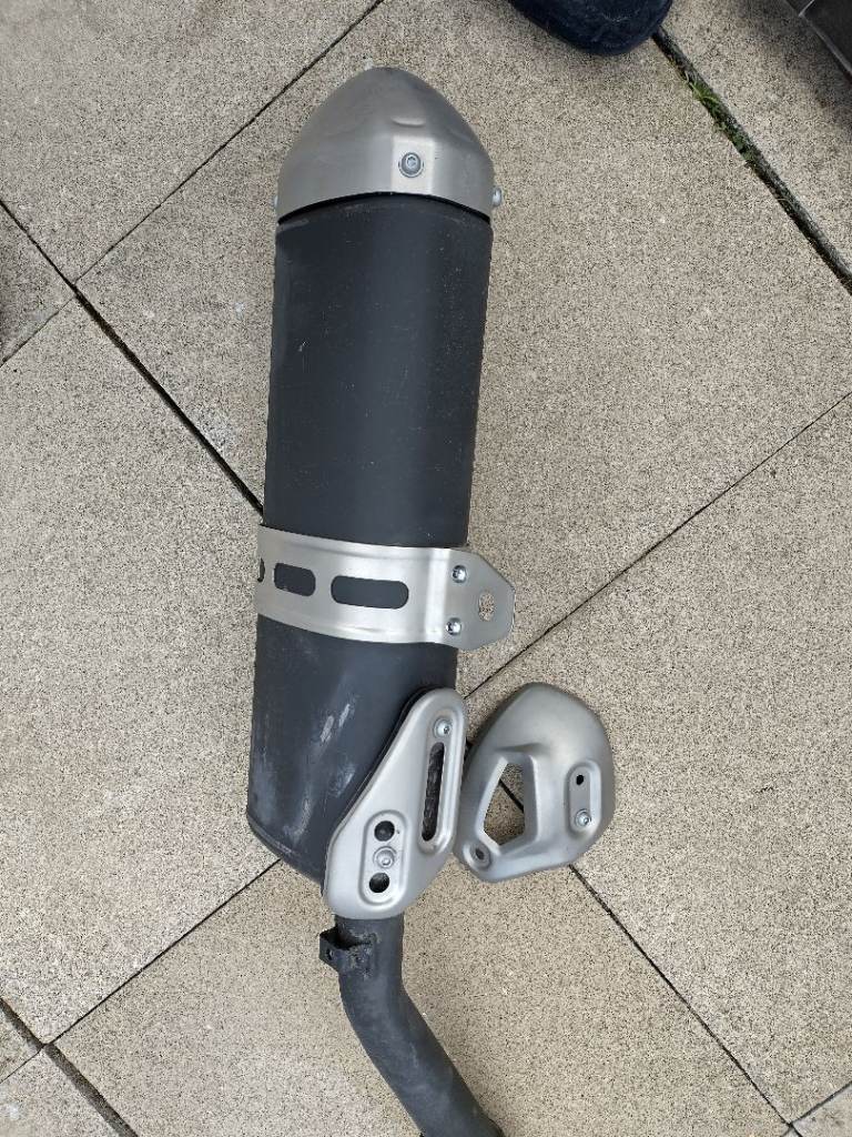Yamaha Tenere 700 OEM Exhaust 2022