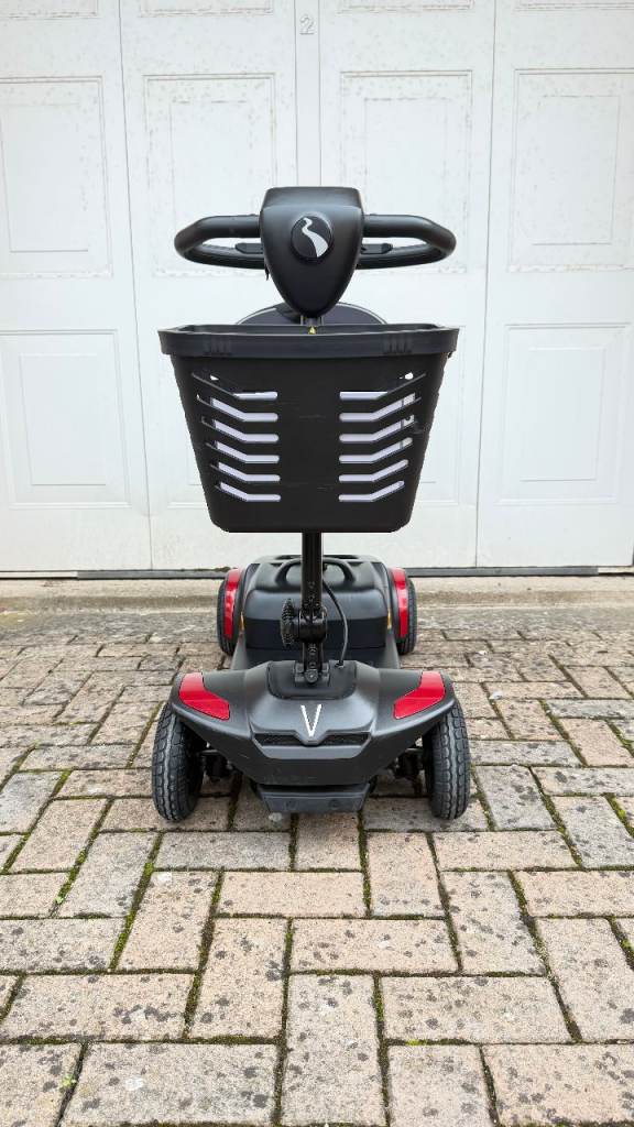 Mobility Scooter RASCAL Vie Excellent Condition. I'd be happy to deliver it in Bristol for free.