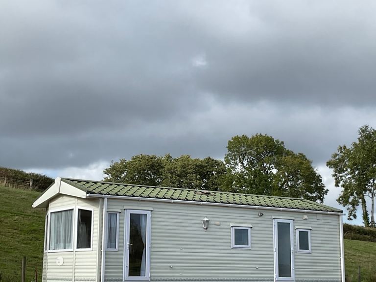 Static Caravan inc services licence to occupy 