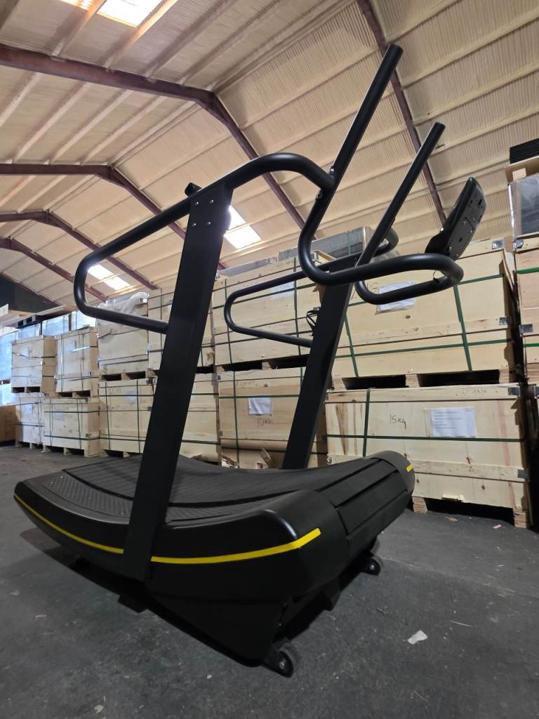 Curved Runner Treadmill