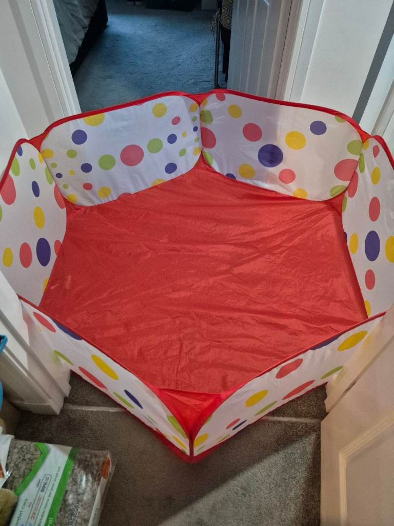 Hamster cage with accessories 