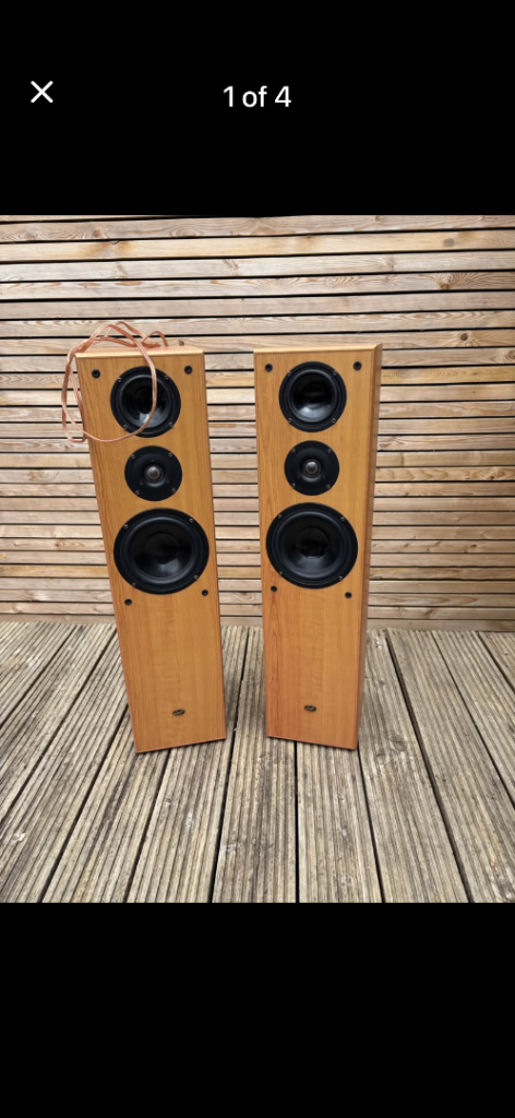 Gale Floor-Standing Speakers – Good Condition, Wood Finish