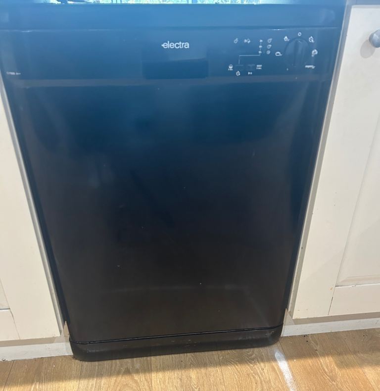 Electra Black Freestanding Dishwasher - Good Condition