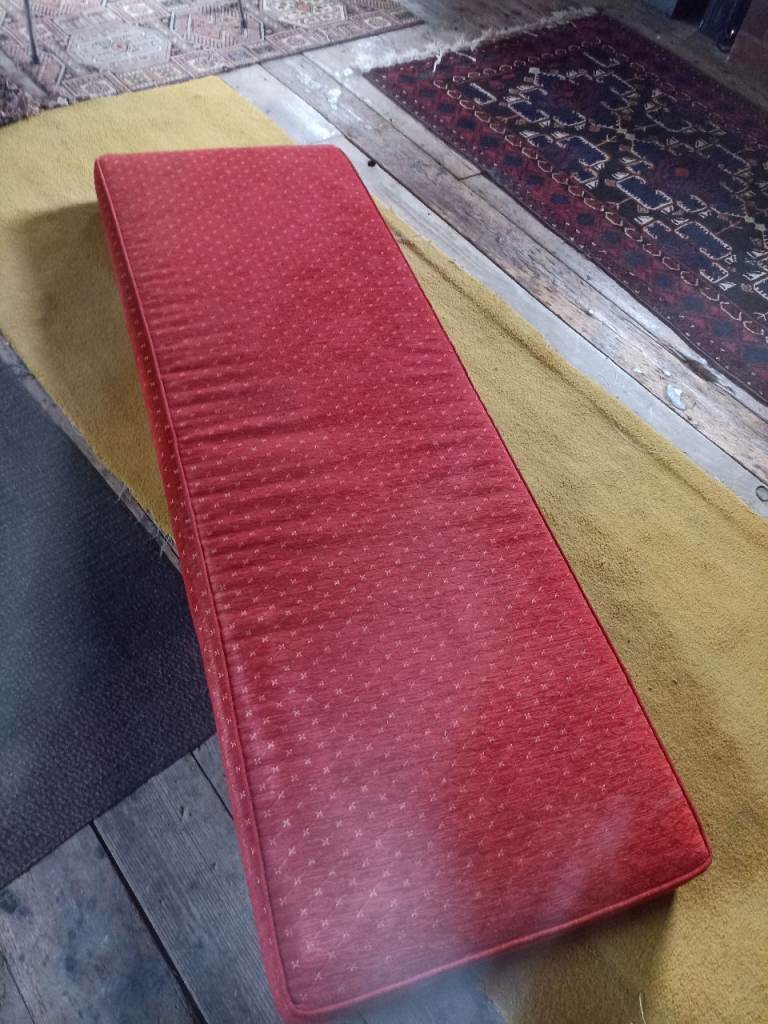 wanted - 6' foam mattress for camper
