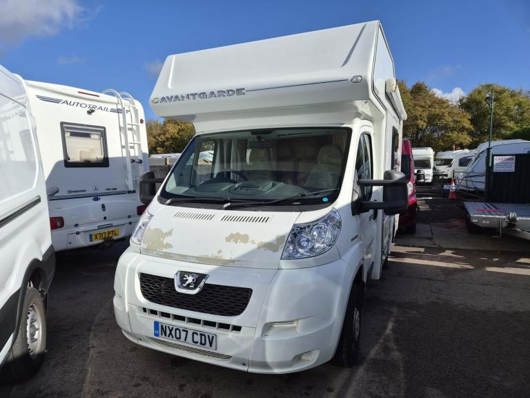 Advantguard Compass 100 Coachbuilt Motorhome 2007 [LL3]