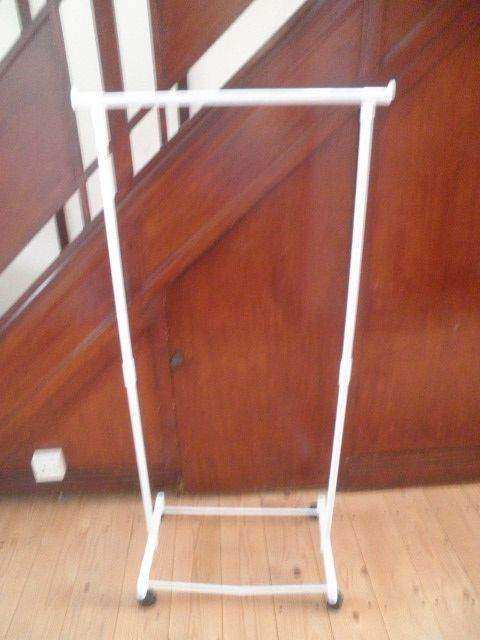 Clothes Rail on Wheels Clothes Rack Portable Lightweight