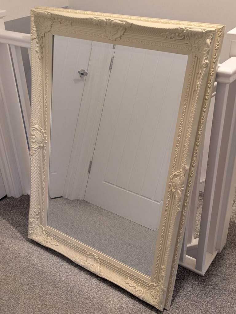Large Cream Ornate Wall Mirror – Good Condition