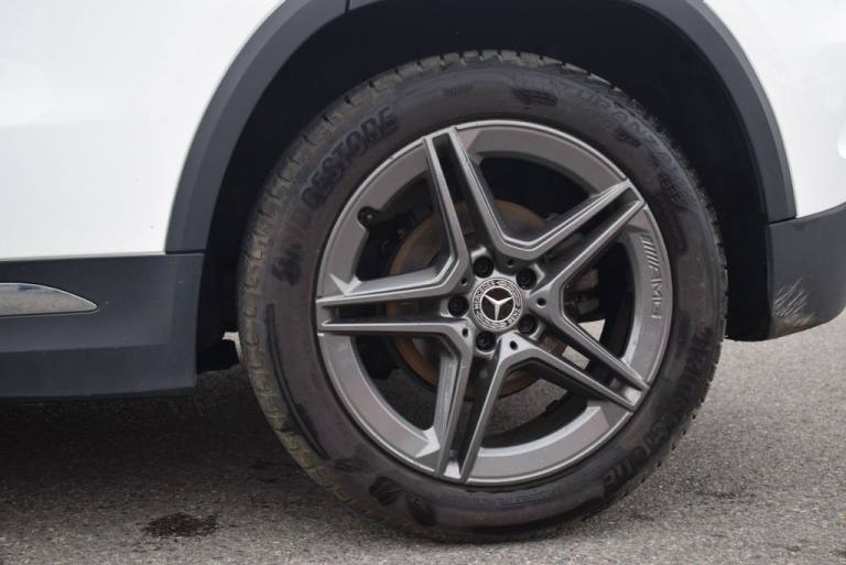 2022 Mercedes-Benz GLA 2.0 GLA200d AMG Line SUV 5dr Diesel 8G-DCT Euro 6 (s/s) (150 ps) HATCHBACK...