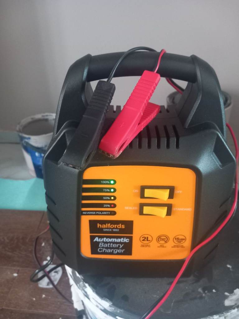 Car battery charger 