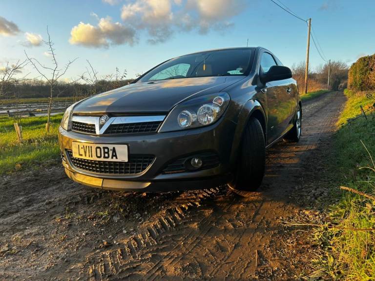 Vauxhall, ASTRA, Hatchback, 2011, Manual, 1598 (cc), 3 doors