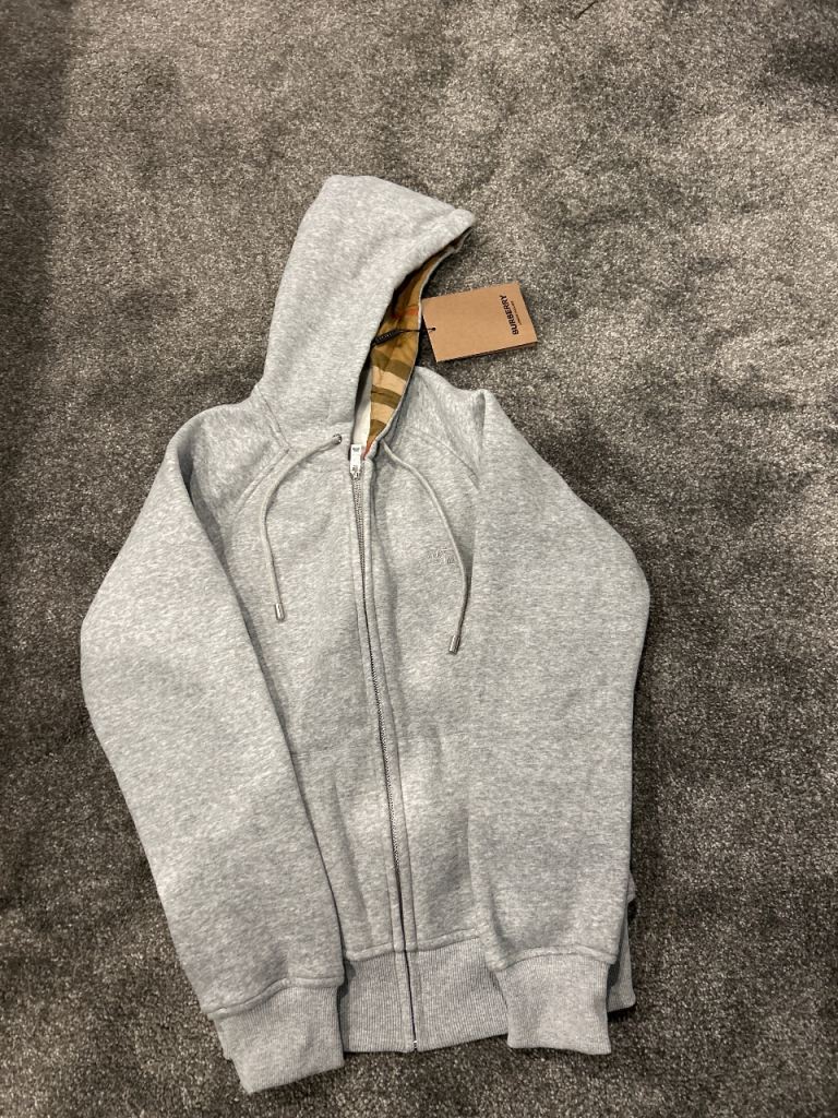 Men’s Burberry jumper 