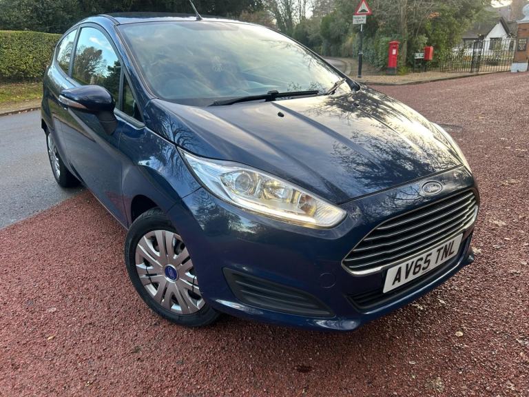 2015 Ford Fiesta 1.25 Style 3dr HATCHBACK Petrol Manual