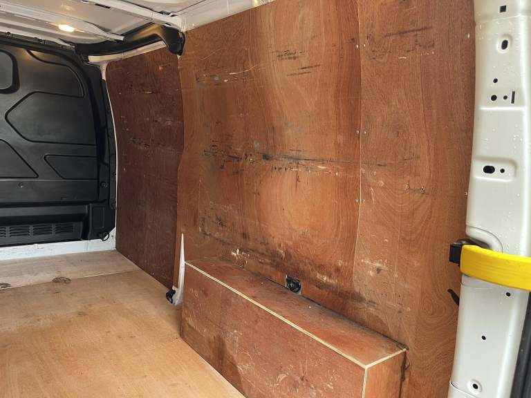 2021 Ford Transit Custom 2.0 300 EcoBlue Leader L2 H1 Euro 6 (s/s) 5dr PANEL VAN Diesel Manual