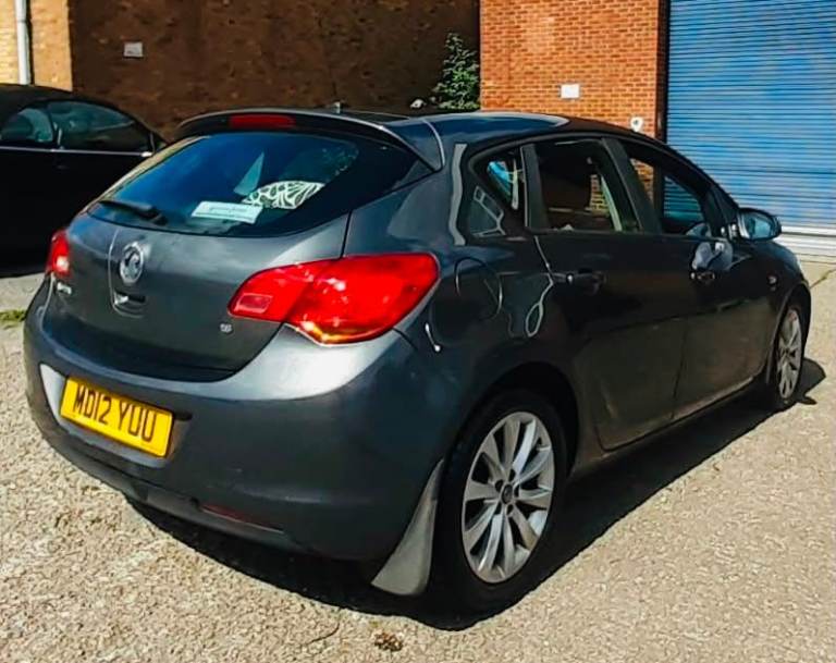 Vauxhall, ASTRA, Hatchback, 2012, Manual, 1598 (cc), 5 doors