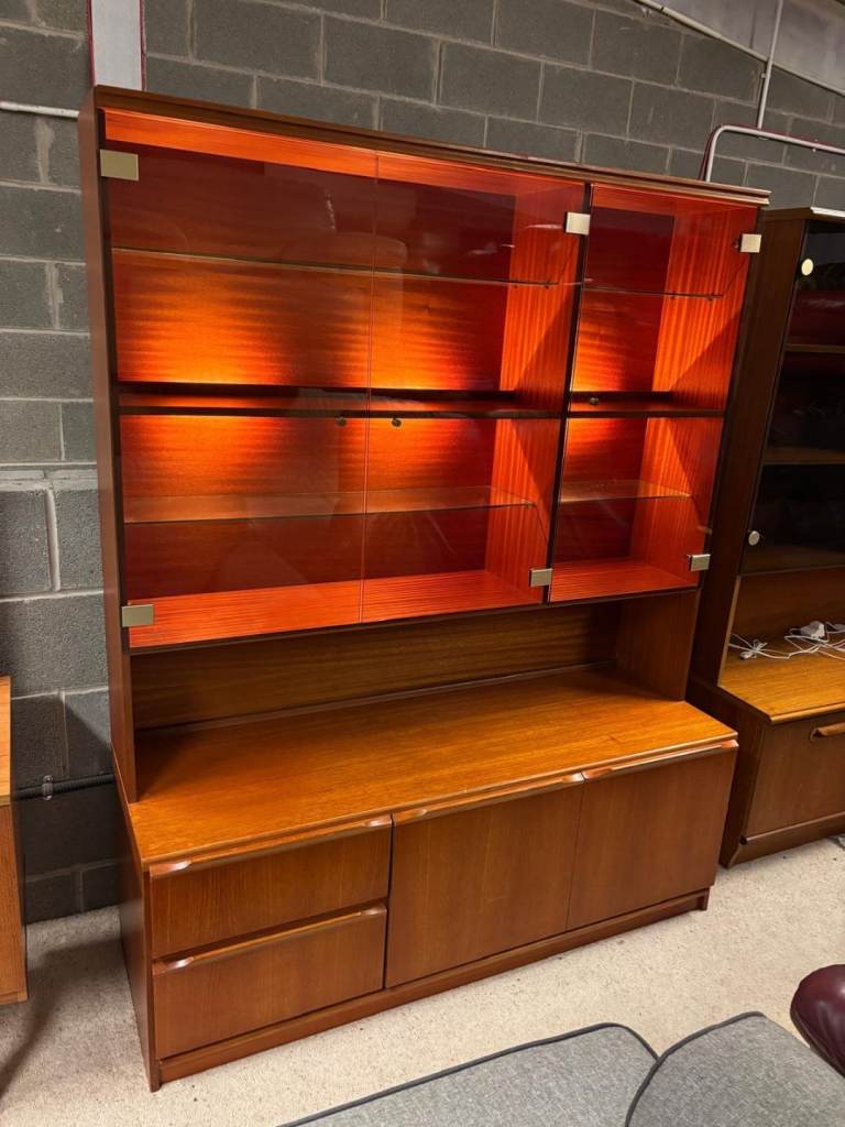 Retro Style Display Illuminated Sideboard 