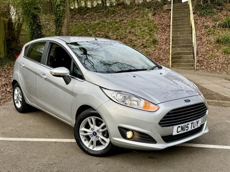 FORD FIESTA *ZETEC*1OWNER-12FORD STAMPS-AC-BT-2KYS-31K-SUPERB !** 2015