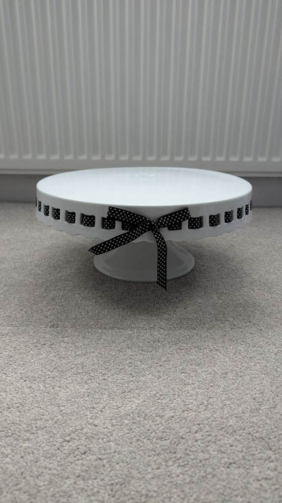 Cake stand 12 inch