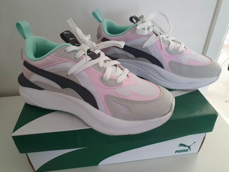Puma Trainers. Size 5. Like New. 