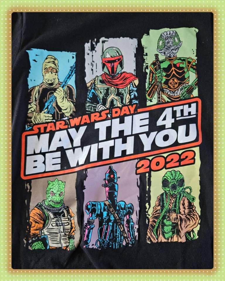 BNWT Disney Childs Star Wars T-Shirt  May The 4th Be With You Bounty Hunters 2022  UK🇬🇧 