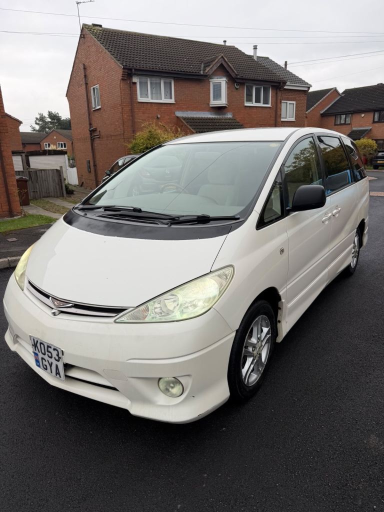 Toyota Estima 2.4 petrol Automatic