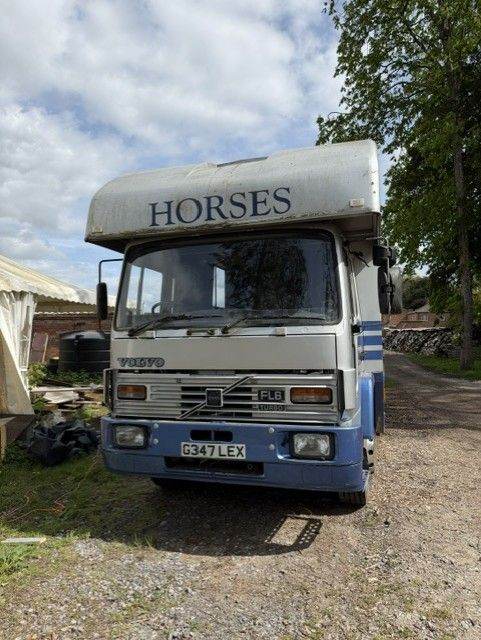 Volvo FL6 Horse Lorry