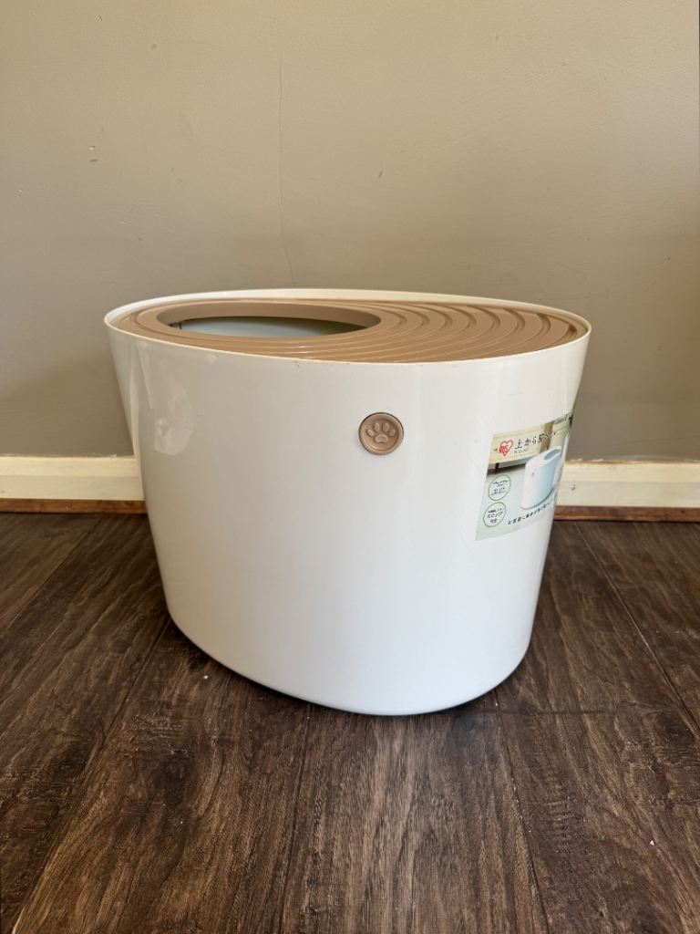 Top Entry Cat Litter Tray + Litter & Scoop