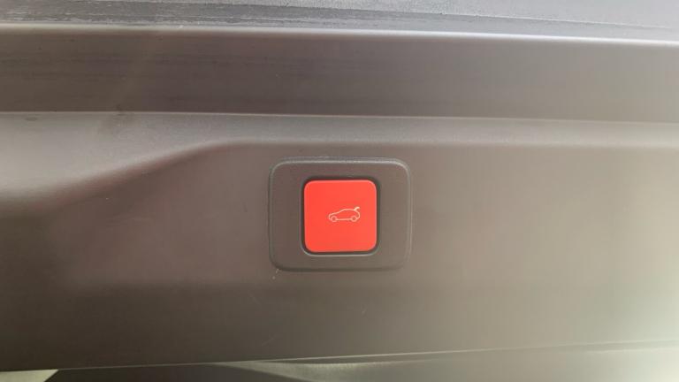 2025 Peugeot 3008 157kW GT 73kWh 5dr Auto HATCHBACK ELECTRIC Automatic