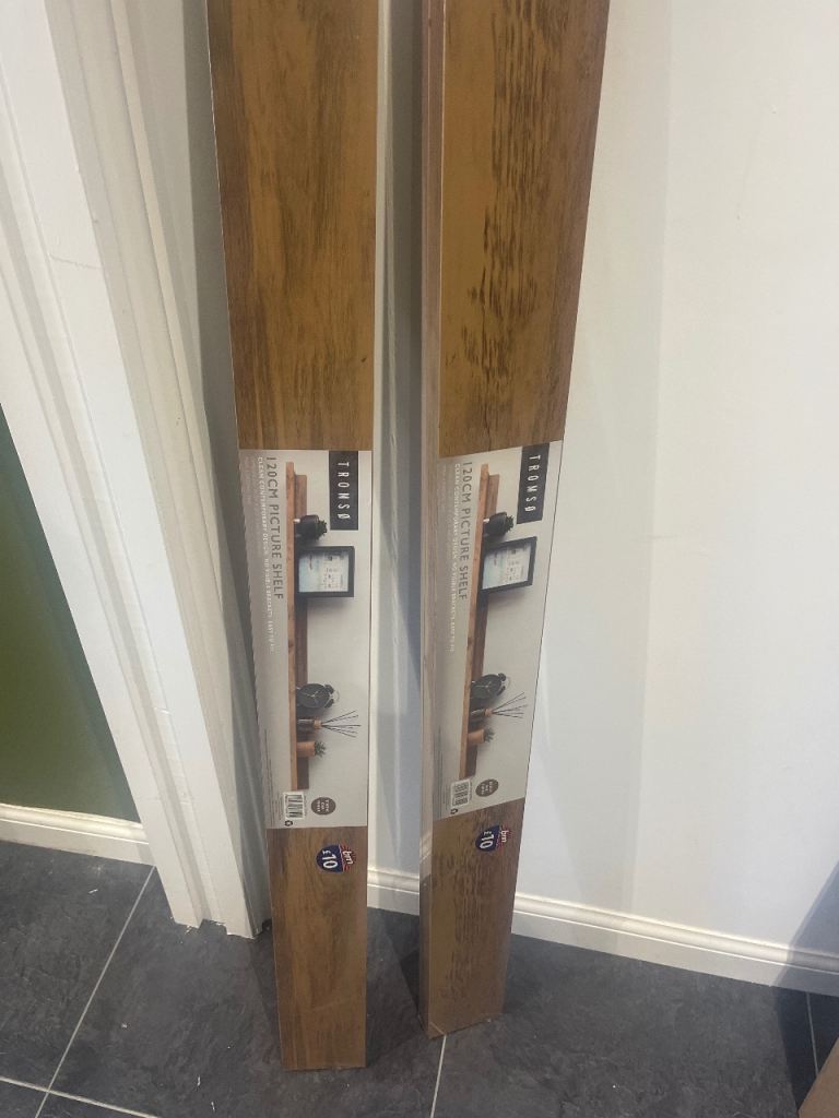 Oat 120cm picture shelf