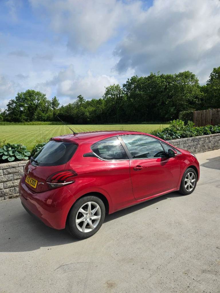 Peugeot, 208, Hatchback, 2017, Manual, 1199 (cc), 3 doors