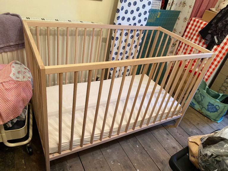 Babies Pine Cot