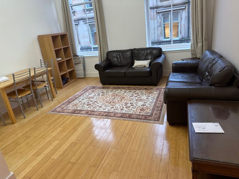 2 bedroom apartment city centre 