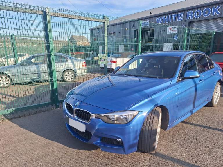 BMW 3 SERIES, Saloon, 2013, Manual, 2L engine size 4 doors