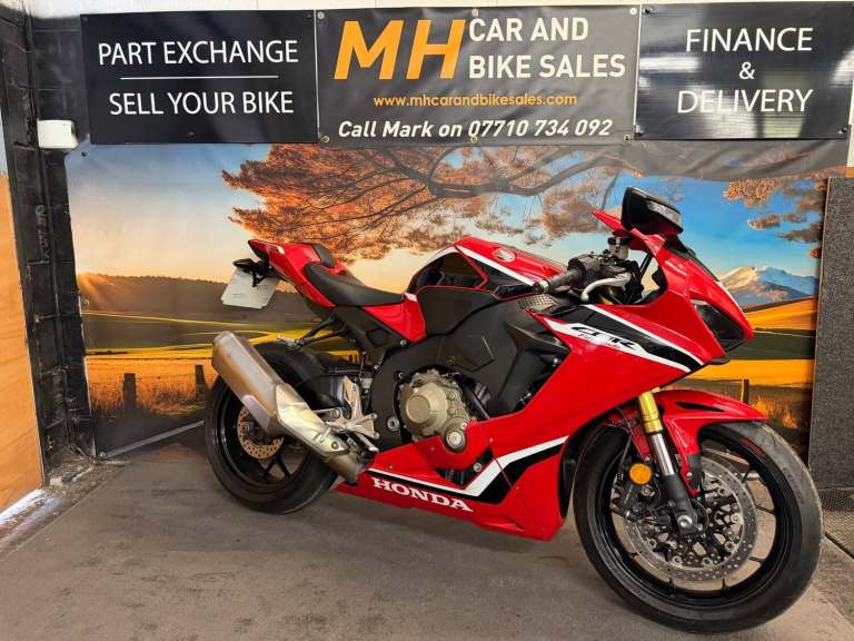 2019 Honda CBR 1000RR FIREBLADE 7944 MILES Quickshifter RED  Sports Petrol Manual