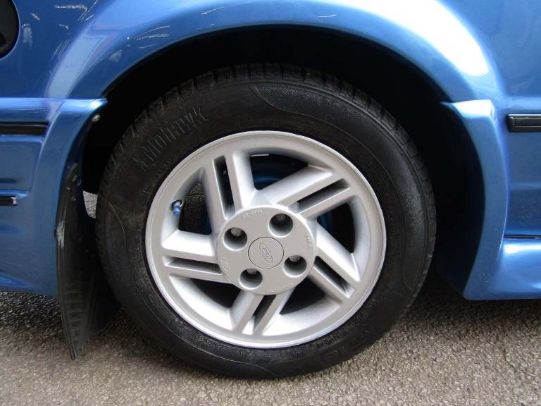 FORD ESCORT 1.6 1986